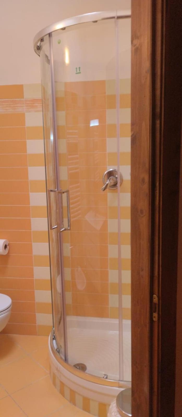 My Room Livorno Bagian luar foto
